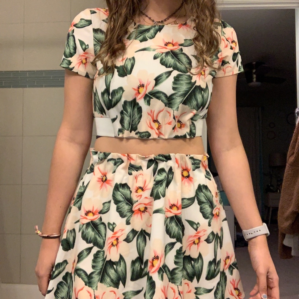 Tobi Two piece floral set